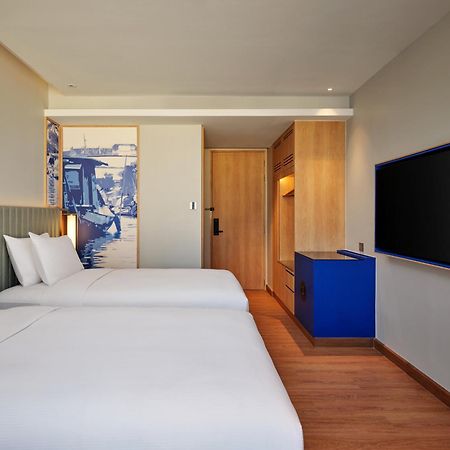 Hilton Garden Inn Bangkok Riverside エクステリア 写真