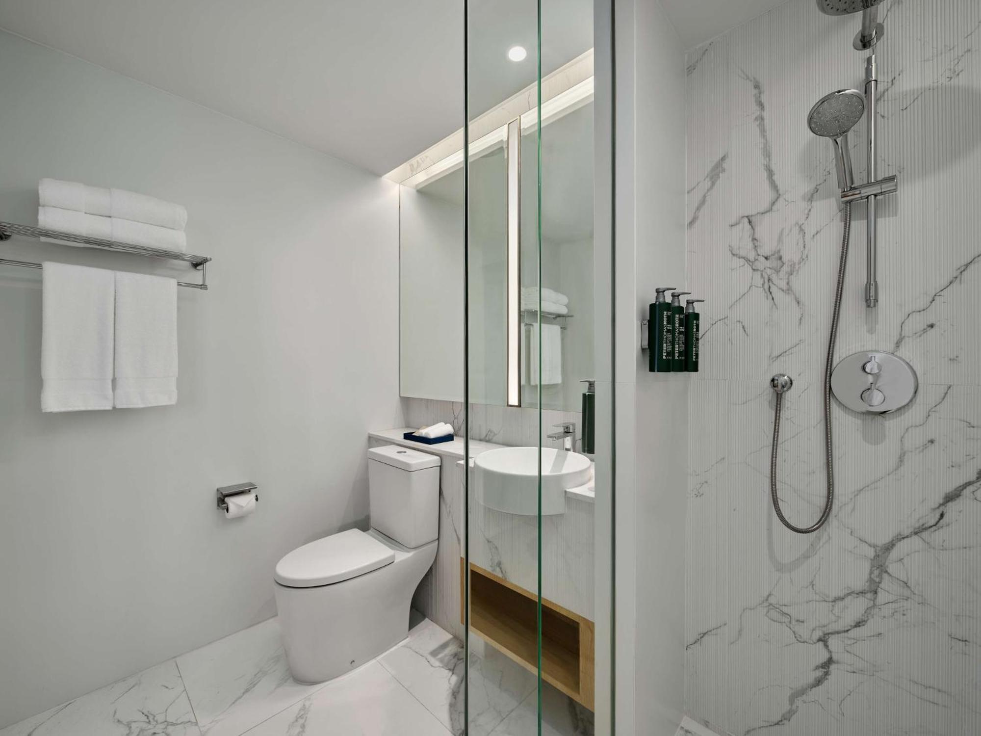 Hilton Garden Inn Bangkok Riverside エクステリア 写真