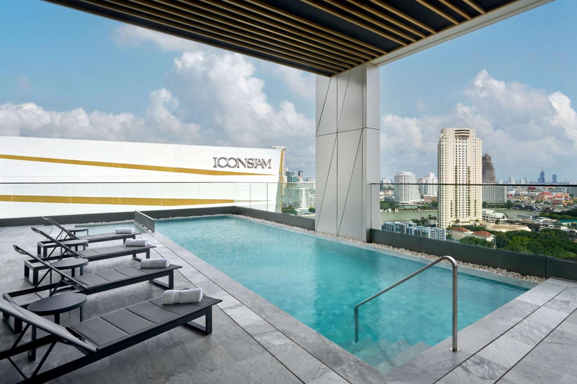 Hilton Garden Inn Bangkok Riverside エクステリア 写真
