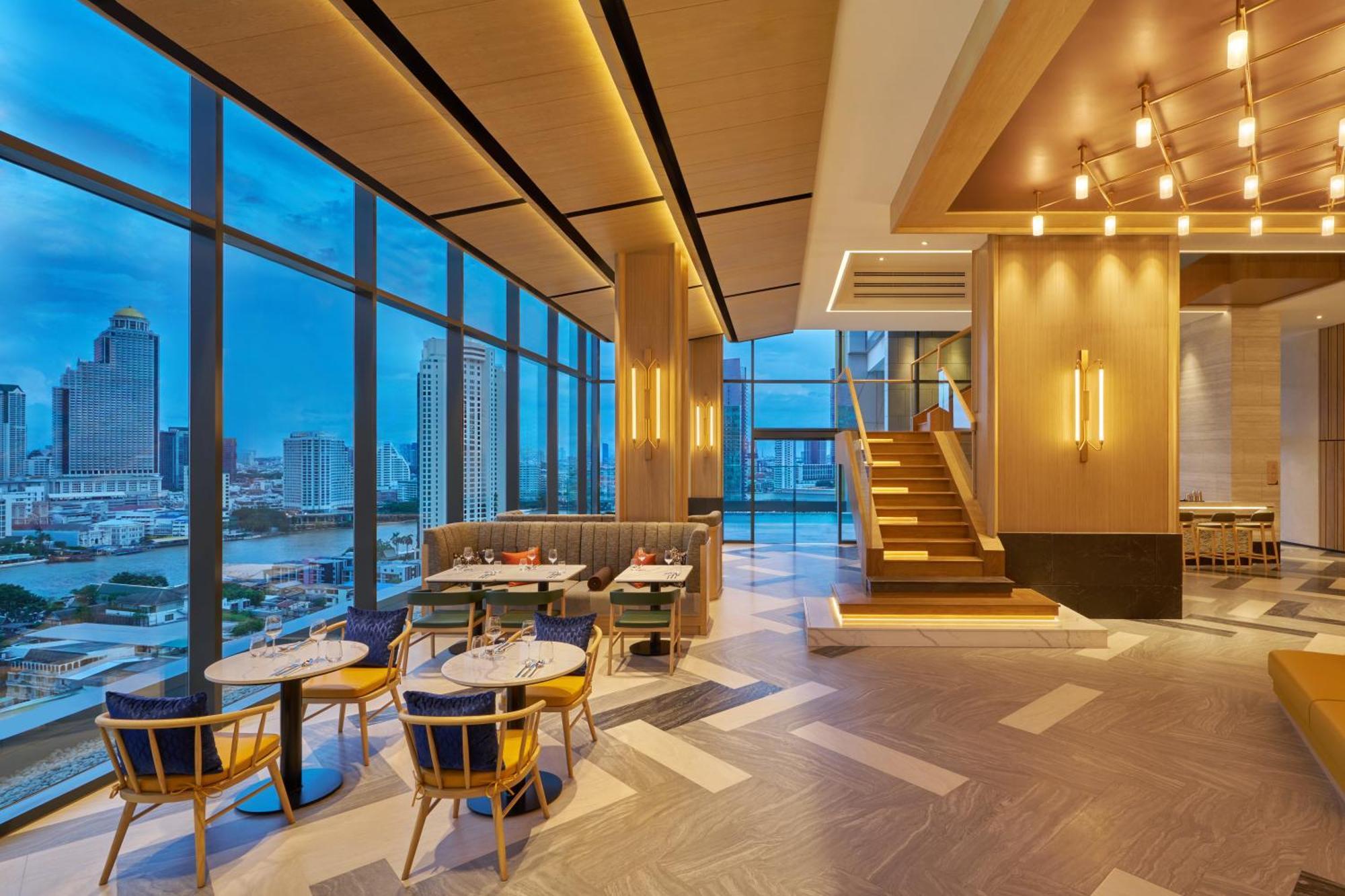 Hilton Garden Inn Bangkok Riverside エクステリア 写真